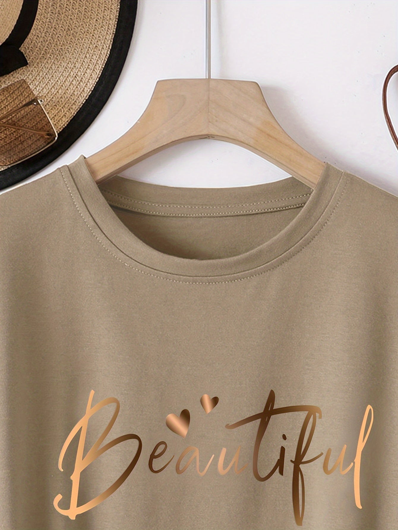 Women'S Casual Crew Neck T-Shirt with Heart & Letter Print - "Beautiful" Design, Short Sleeve, Loose Fit, Black, Perfect for Spring/Summer/Fall, Ladies T Shirts