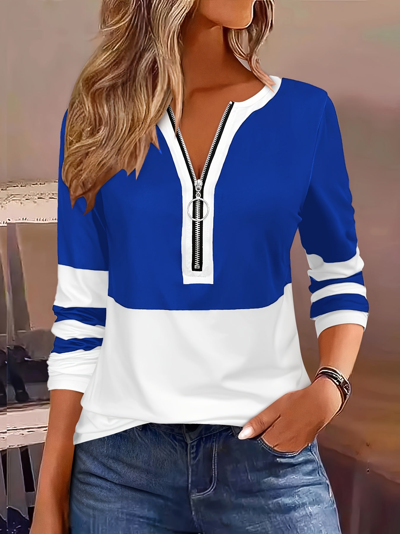 [Elegant V-Neck Tee] Stylish Black and White V-Neck Long Sleeve T-Shirt | Women's Color Block Tee with Zipper Detail - Casual Yet Elegant, Perfect for Spring and Fall