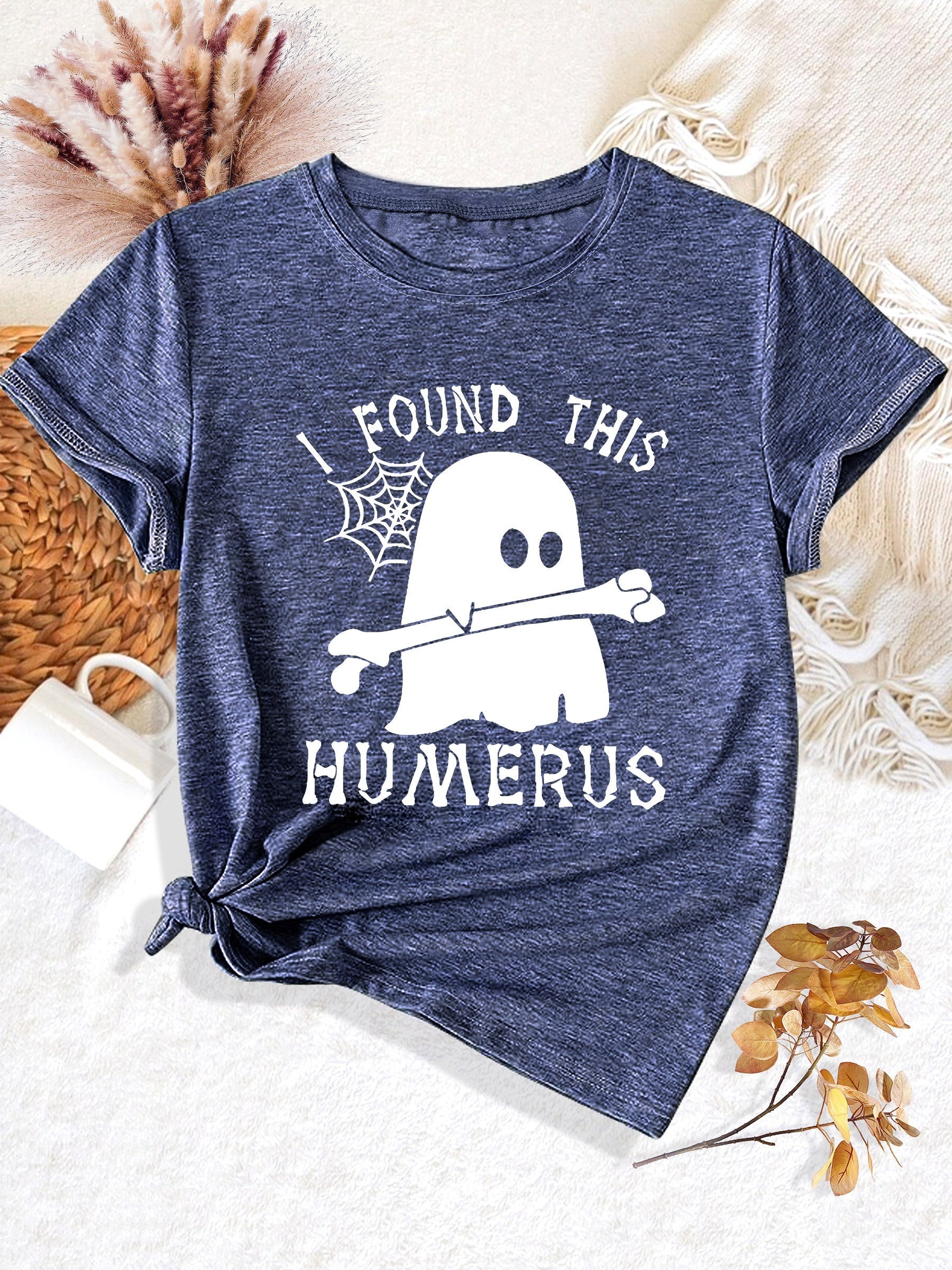 [Humor Graphic T-Shirt] Funny Humor Graphic T-Shirt for Women - "I Found This Humerus" Slogan & Mummy-Wrapped Skeleton Nurse Design | Casual Round Neck Short Sleeve Tee for Halloween, Themed Parties & Casual Attire, Machine Washable All-Season Comfort