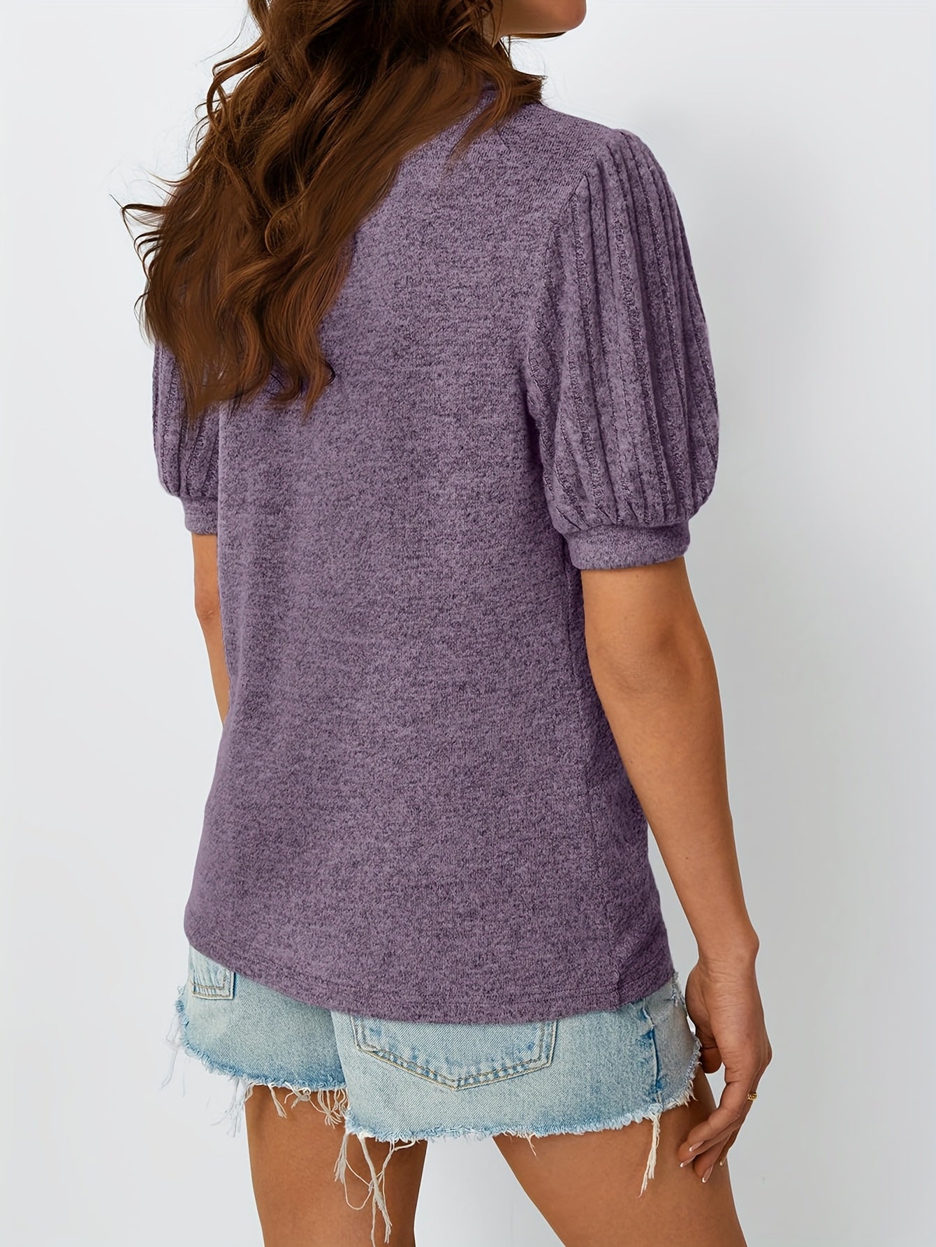 Women's Casual Short Sleeve T-Shirt - Soft Lavender Round Neck Top, Machine Washable All-Season Comfort, Versatile for Casual Attire